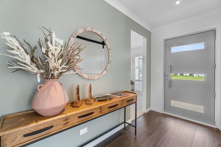 Spacious executive family home - Photo 3