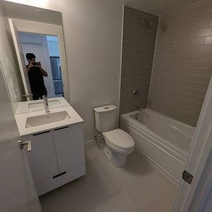 BRAND NEW 2bed, 2bath Apartment for rent near STC - Photo 2