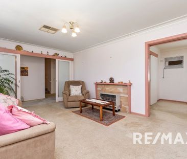 2 Paull Street, Kooringal - Photo 5