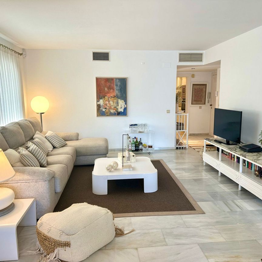 Middle Floor Apartment · Puerto Banús - Photo 1