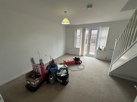 Wintergreen Road, Bury St. Edmunds, Red Lodge - Photo 4