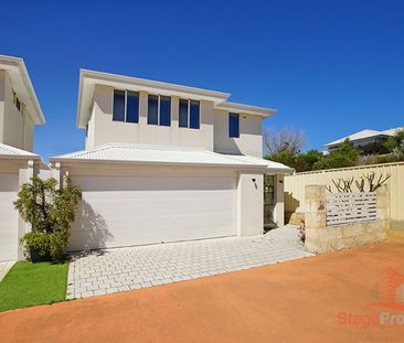 Coastal Living in a Quiet Coogee Cul-de-Sac - Photo 5