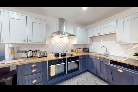 Room in a Shared House, Ampthill Road, L17 - Photo 4