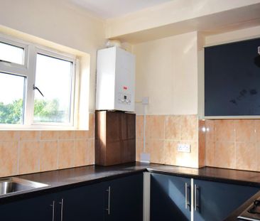 4 bedroom flat to rent - Photo 5