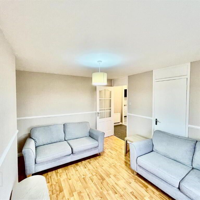 7b Rathgill Terrace, Bangor, BT19 7WF - Photo 1