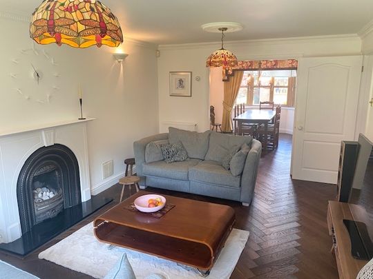 Llwyn Y Grant Road, Penylan - Photo 1