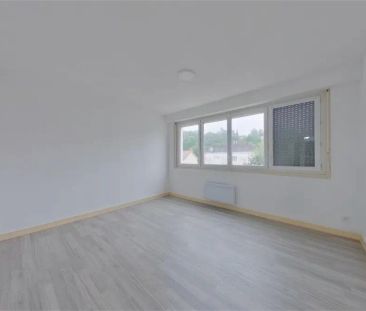 Location appartement 1 pièce - 34m² à Chatellerault (86100) - Photo 2