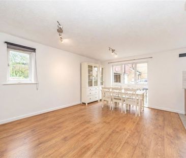 Joseph Hardcastle Close, SE14, London - Photo 1