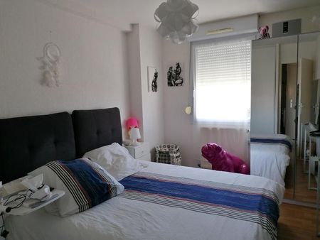 Location Appartement 3 pièces 62m² ST APOLLINAIRE 21850 - Photo 3