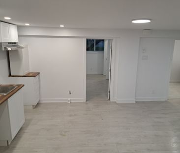 **NOUVEAU APPT 3 CH. À LOUER** - Photo 2