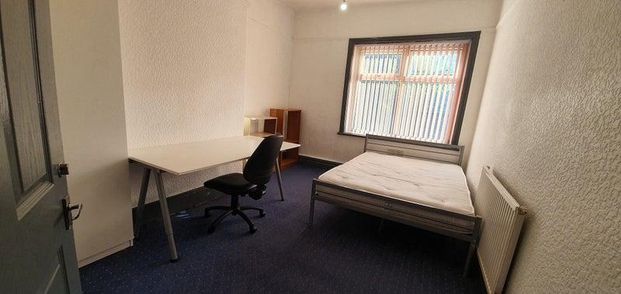 4 bedroom house to rent - Photo 1