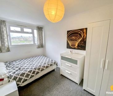 5 bedroom maisonette to rent - Photo 1
