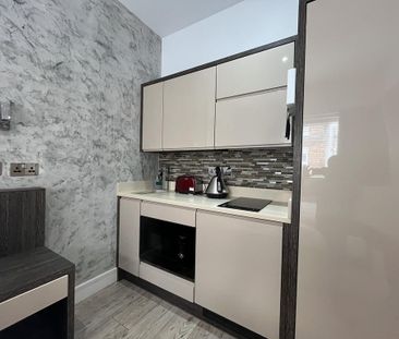 Studio to rent - Photo 5