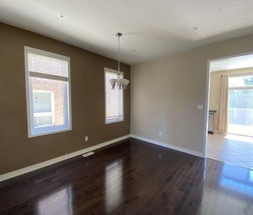 For Lease - 2329 Blue Oak Circle, Oakville, Ontario - Photo 4