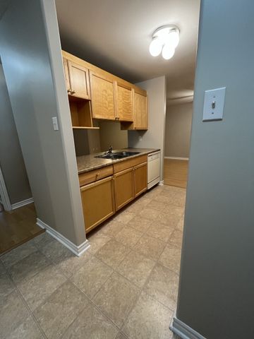 39 Pleasant St, E1A 2T7, Moncton - Photo 5