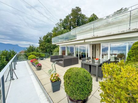 MEUBLÉ - SPECTACULAIRE 5.5 PIÈCES DE STANDING AVEC VUE SUR LE LAC - Photo 4