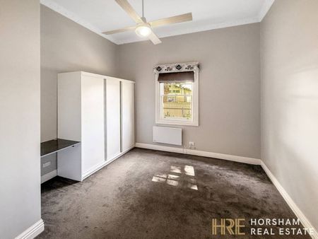 Modern Charm With Style & Space - Photo 4