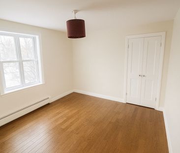 For Lease - 58 Kappele Avenue Unit# 58, Toronto, Ontario - Photo 2