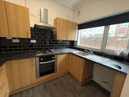 3 bedroom house to rent Charlotte Road, Wallasey, Merseyside, CH44 - Photo 4