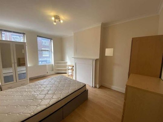 Sunningfields Road, Hendon, London, NW4 - Photo 1