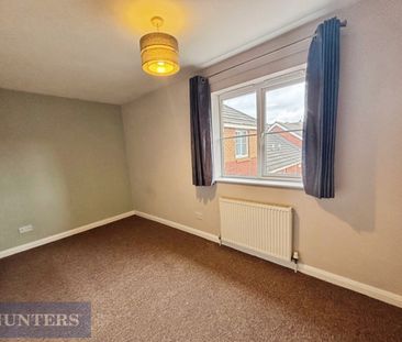 2 bedroom Flat To Let Total Size: 686 SQ FT - Photo 1