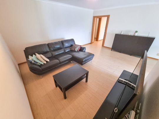 Apartamento T2 para Arrendamento Anual na Praia da Rocha, Portimão - Photo 1