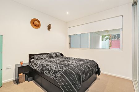 2/15 Marsden Street, Camperdown, NSW 2050 - Photo 5