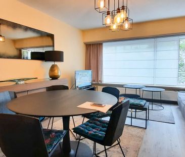 Appartement te huur in Knokke voor € 795 met 2 slaapkamers - Foto 5
