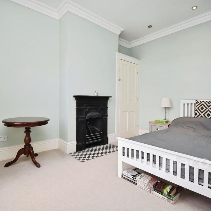 3 bedroom terraced house to rent - Photo 1