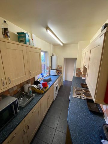 17 Arthur Street - College Side & 4 Double Rooms Loughborough - Photo 2