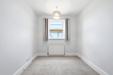Manners Corner, Manners Way, Southend-on-Sea, Essex, SS2 6QR - Photo 2