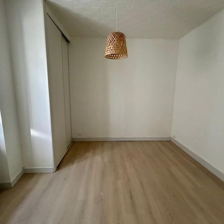 Location Appartement 2 pièces 40m² CLERMONT FERRAND 63000 - Photo 3