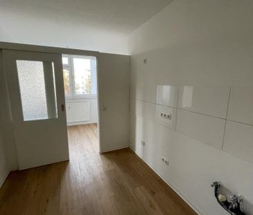 3-Zimmer-Wohnung mit Balkon in Braunschweig-Weststadt mieten - Foto 2