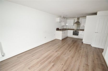Chadwick Road, Slough, Berkshire,SL3 - Photo 4
