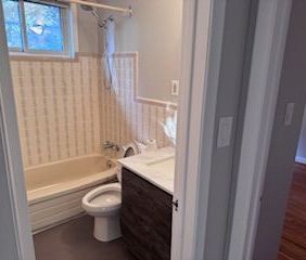 For Lease - 49 Child Drive Unit# Main, Aurora, Ontario - Photo 5