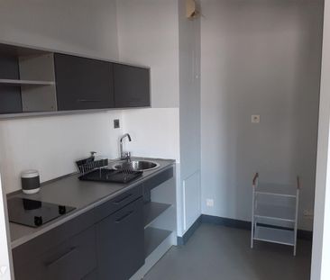 Pour visister appeler le 02.23.55.91.17 VITRE, plein centre, cet ap... - Photo 6