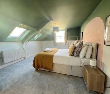 The Penthouse Apartment, Worcester Road, Malvern, Worcestershire, WR14 - Photo 2