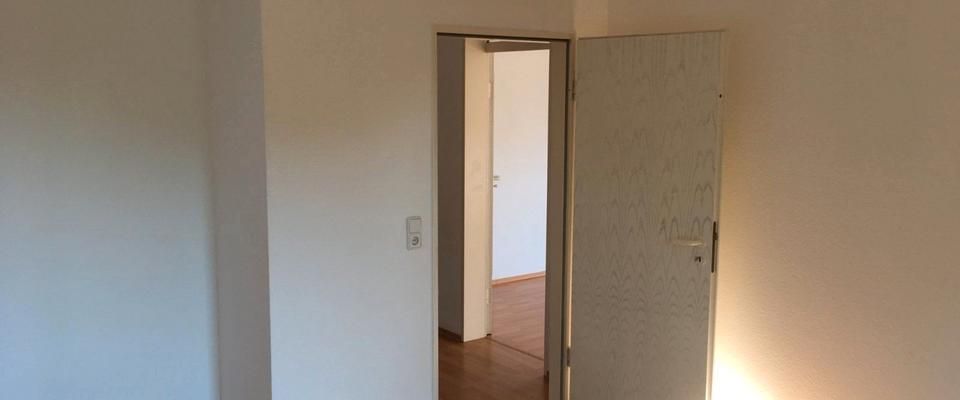schöne zwei Zimmer Wohnung in Dresden Tolkewitz Zweizimmerwohnung - Foto 1