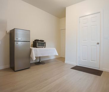 For Lease - 207 Gamble Avenue Unit# Bachelor, Toronto, Ontario - Photo 4