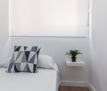 Calle Lozano de Torres, Málaga, Andalusia 29013 - Photo 1