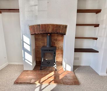 3 bedroom cottage to rent - Photo 2