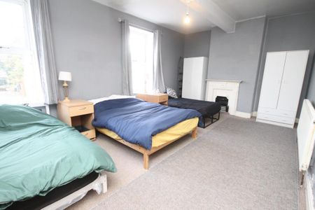 3 bedroom terraced house to rent - Photo 5