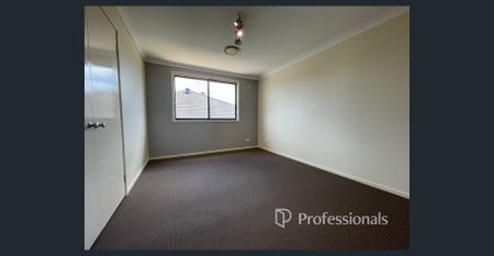 Spacious Family home with a swimming pool - Photo 2