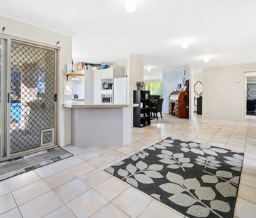 19 Greenacre Drive, Parkwood QLD 4214 - House For Rent | Domain - Photo 1