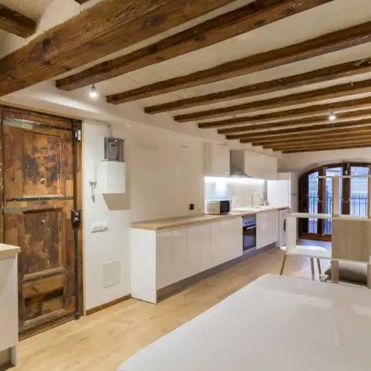 Piso de alquiler en El Raval - Photo 1