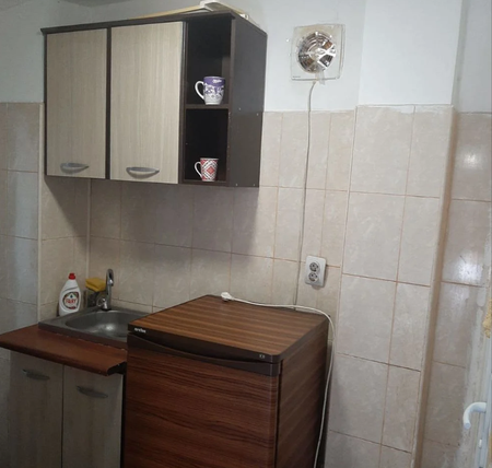 Închiriez apartament 2 camere - Fotografie 3