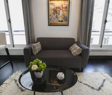 Appartement à louer rue d'Artois, Paris 8ème - Photo 4