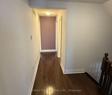 For Lease - 72 Upper Duke Crescent, Markham, Ontario - Photo 2