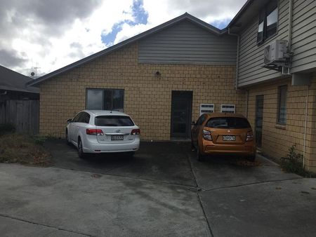 Chic 1BR Unit w/ Courtyard & Parking! - Photo 5