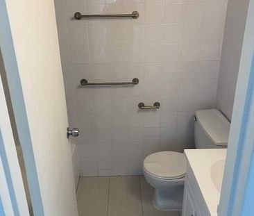 Spacieux appartement 4 ½ - 99 Place Charles-Lemoyne - Photo 4